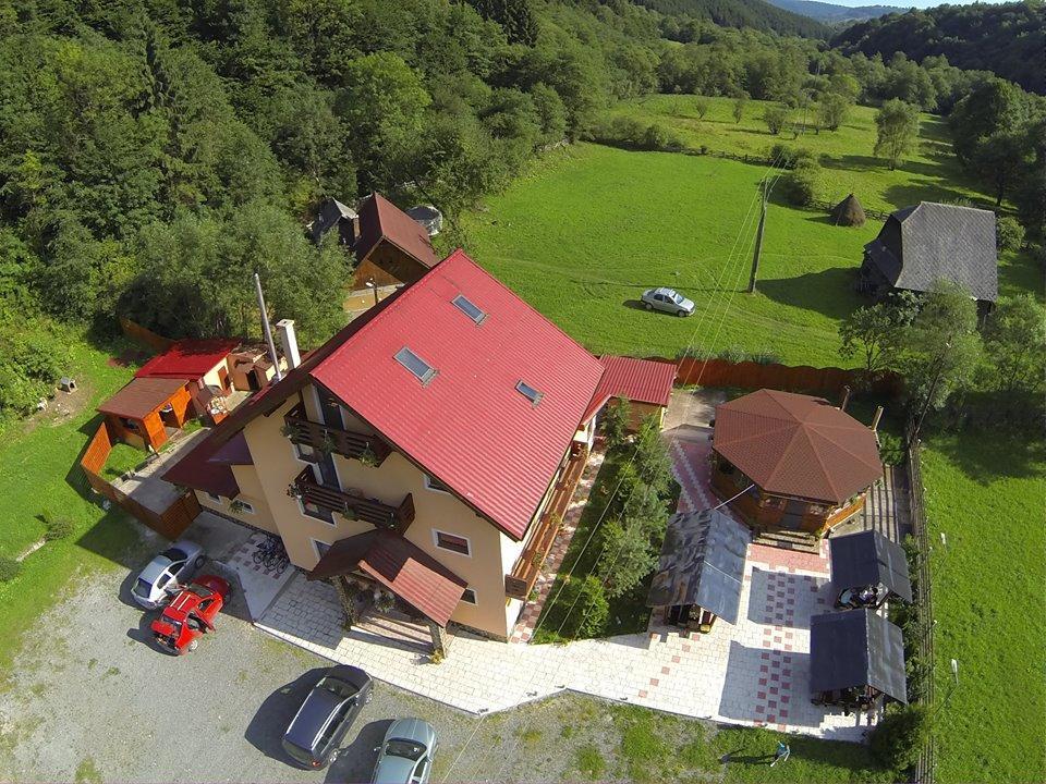 Pensiunea Claudia Scrind-Frăsinet Exterior photo
