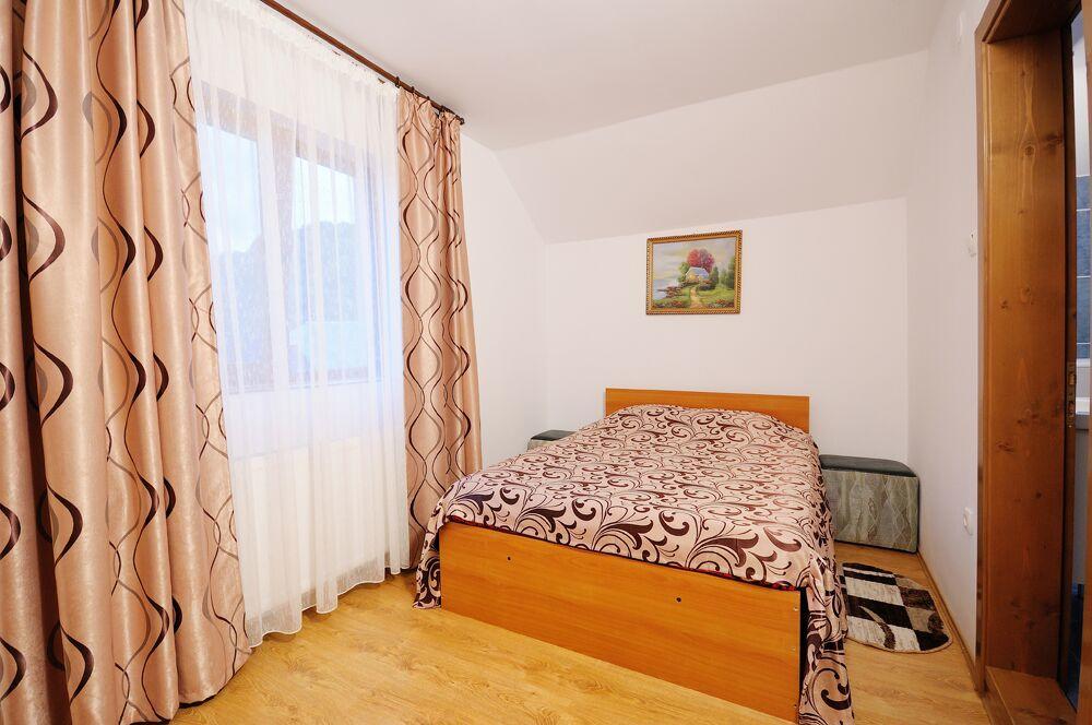 Pensiunea Claudia Scrind-Frăsinet Exterior photo