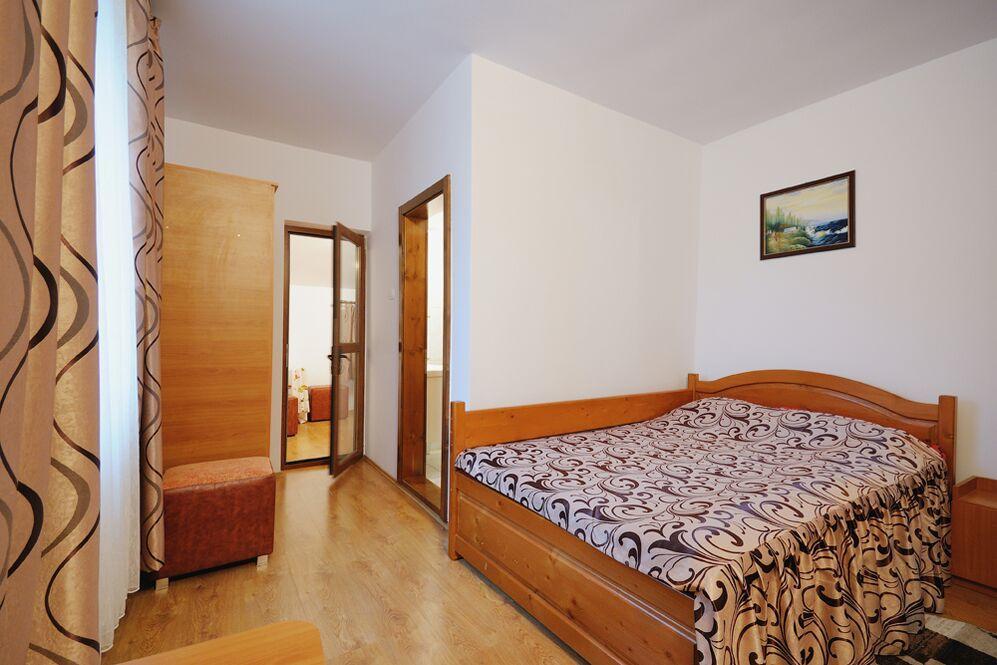 Pensiunea Claudia Scrind-Frăsinet Exterior photo